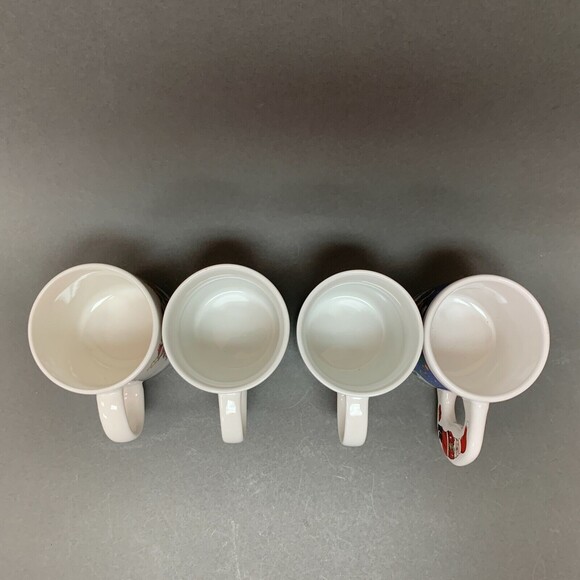Sanyei Coffee Cups Christmas Santa Claus Reindeer Multicolor 3 3/4" Lot of 4 - Picture 8 of 10